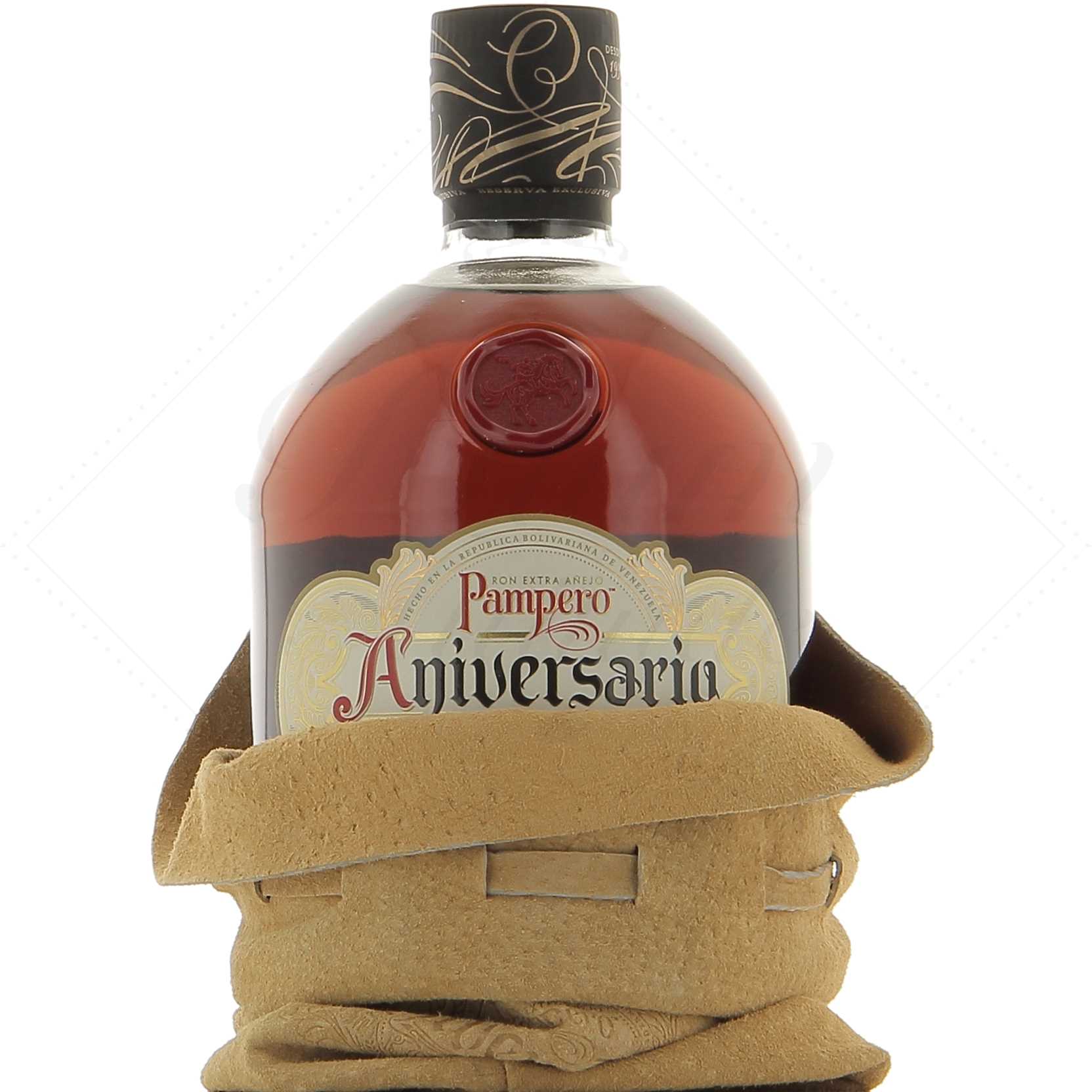 case Pampero 40° leather Añejo - Aniversario Ron Rhum Attitude